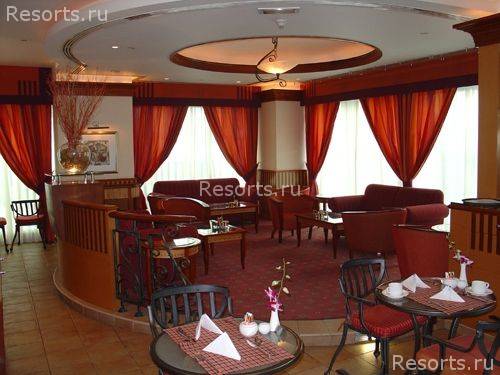 Al Maha Rotana Suites 8